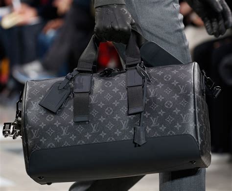 lv men bag